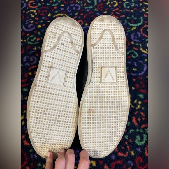 LOUIS VUITTON LV DAMIER GRAPHITE FRONTROW SNEAKERS - Picture 2 of 6